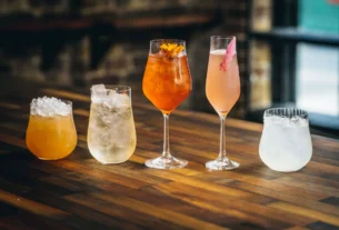 The Ultimate Guide to Ready to Drink Cocktails: Savor Convenience and Flavour!