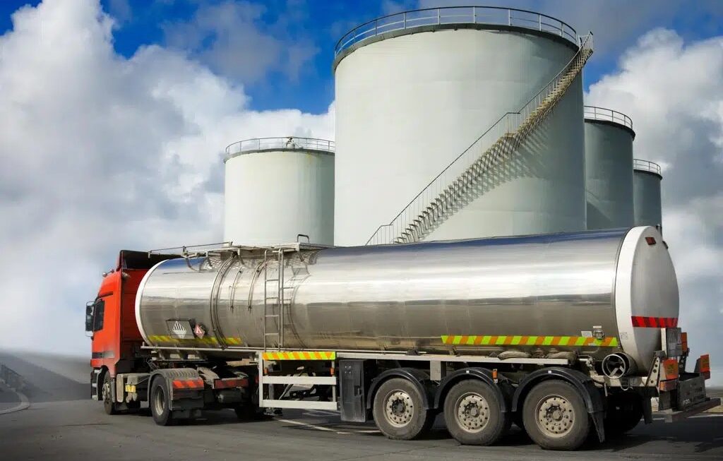 Fuel Your Operations with a Professional Oil Supplier You Can Trust